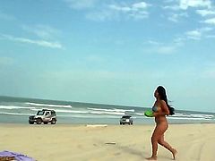 Pretty Latin slut Suzan Hot gets seduced for wild fuck by some white dude and gets her ass fingered and mouth deep fucked by him!