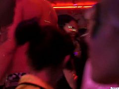 All wet blondie gonna seduce horny stripper for being fucked hard in the club