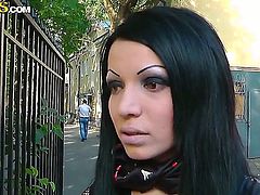 Gothic brunette Zuza enjoys a huge hard pole penetrate her wet pussy in a pick up action