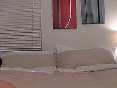 Girlfriend cock riding in bed in hot homemade video