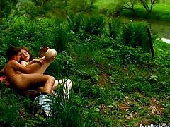Horny redhead babe doesn't care if they're outdoors and there's a chance that they will get caught. All she cares about is getting the sexual satisfaction that she needs,Watch how her fresh young pussy is fucked hard by her lover.Enjoy!