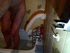 big toy sous ma douche