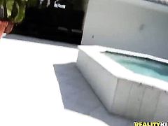 Chica Jmac with big ass and hairless beaver is one oral slut that gives guys meaty pole a try