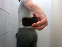 THE BULGE OF MY BOYFRIEND !!