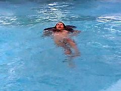 Porner Premium brings you an amazing free porn video where you can see how a lovely shemale swims and plays in the pool while assuming some very hot poses.