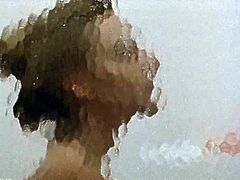 Jodie Foster hairy (bathing in Backdraft)