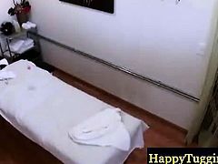 Asian masseuse gets old guy to cum