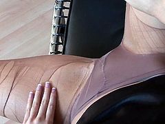 Warm solo stimulation scene with teeny rubbing pussy through her pantyhose