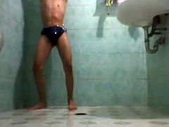 Slim Hot Twink Shower Exhibition