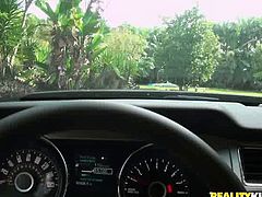 Cum guzzler slut does her best in this exciting car blowоob sex video. She massages shaft and sends it deep in her throat. Enjoy watching lustful sucking head for free.