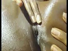 fingering to creamy orgasm 31