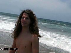 Alternate Dudes brings you a hell of a free porn video where you can see how the horny surfer dude Spencer Kayne plays with his hard cock while assuming very hot poses.