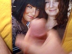 abspritzen auf Lena & Yulia 2