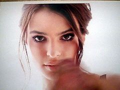 Tribute - Emily Ratajkowski