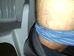 mamando a macho peludo muy rico