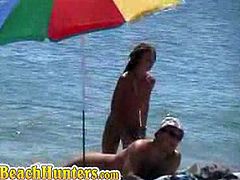 Always hard to maneuver hidden camera especially in the beach full of hot babes getting nude and getting tanned. These guy is so pro that he caught some of it especially with nice bootys and curvy bodies.