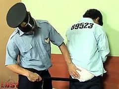 Teen convict drills tough gay officer in the ass