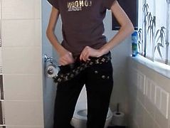 Extremely cute skinny teen peeing