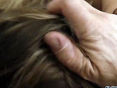 Gloria Cruise swallows Rocco Siffredis rock hard fuck stick after she gets her fudge packed