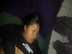 mi bieja la cojo dormida y borracha