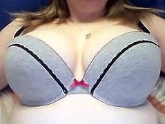 chubby sexy teen on webcam