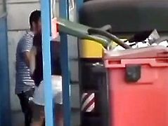 Teens Fuck Behind A Dumpster In Public