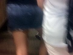 Fast upskirt-Farmer skirt milf