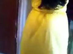 Big booty milf in yellow dress da dates25com