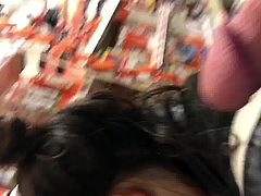 Dick next her face