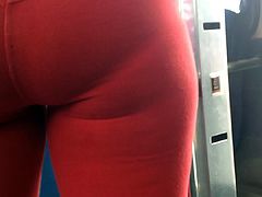 Culazo La Negrita Lechosita  Leggins Rojos