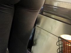 Candid Pawg in Yoga Pants