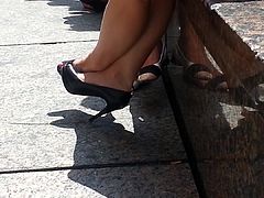 Candid high heel shoe play with sexy wrinked soles!