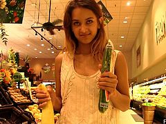 Teen picks out veggies in the grocery store for pussy fucking