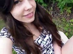 Brunette Teen Shows Her Big Pussy Lips In The Park