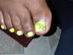 Yellow Toes