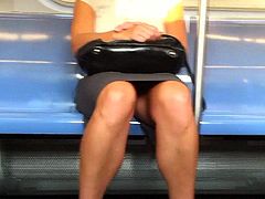 Hot Legs On The Train!