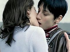 http://img4.xxxcdn.net/0q/n6/ay_lesbian_tits.jpg