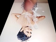 Halle Berry ass and naked back cum tribute cam2