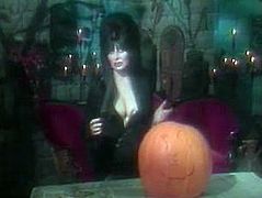 Elvira How to Carve a Halloween Pumpkin