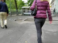 Tall MILF with nice ass in Karlovy Vary