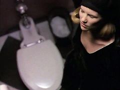 Alexandra Tydings is victim of sex in the toilets