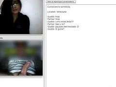 #0553 - Chatroulette girl flashing