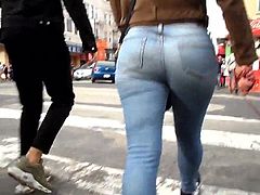 BootyCruise: Blue Jeans Babe 12