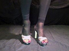 Crossdresser black nylon socks high heel show feet and soles