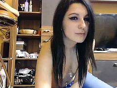 My wife masturbate on a webcam