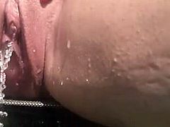 Close-up BBW MILF outdoor peeing 1