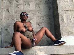 JAMAICAN GALS PUSSY RUBBING