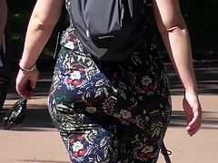 Nice jiggly walk