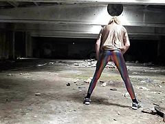 DESTROYING MY RAINBOW LEGGINGS