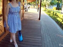 PAWG's naughty stroll